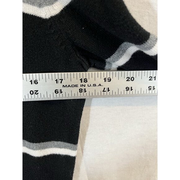 Merona Women’s XL Black & Gray Striped Knit Sweater - Picture 6 of 7